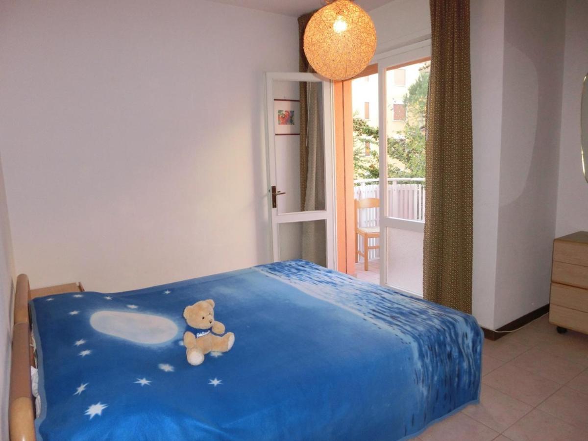 Nice Two-Bedroom Apartment 150M From The Beach บิบิโอเน ภายนอก รูปภาพ
