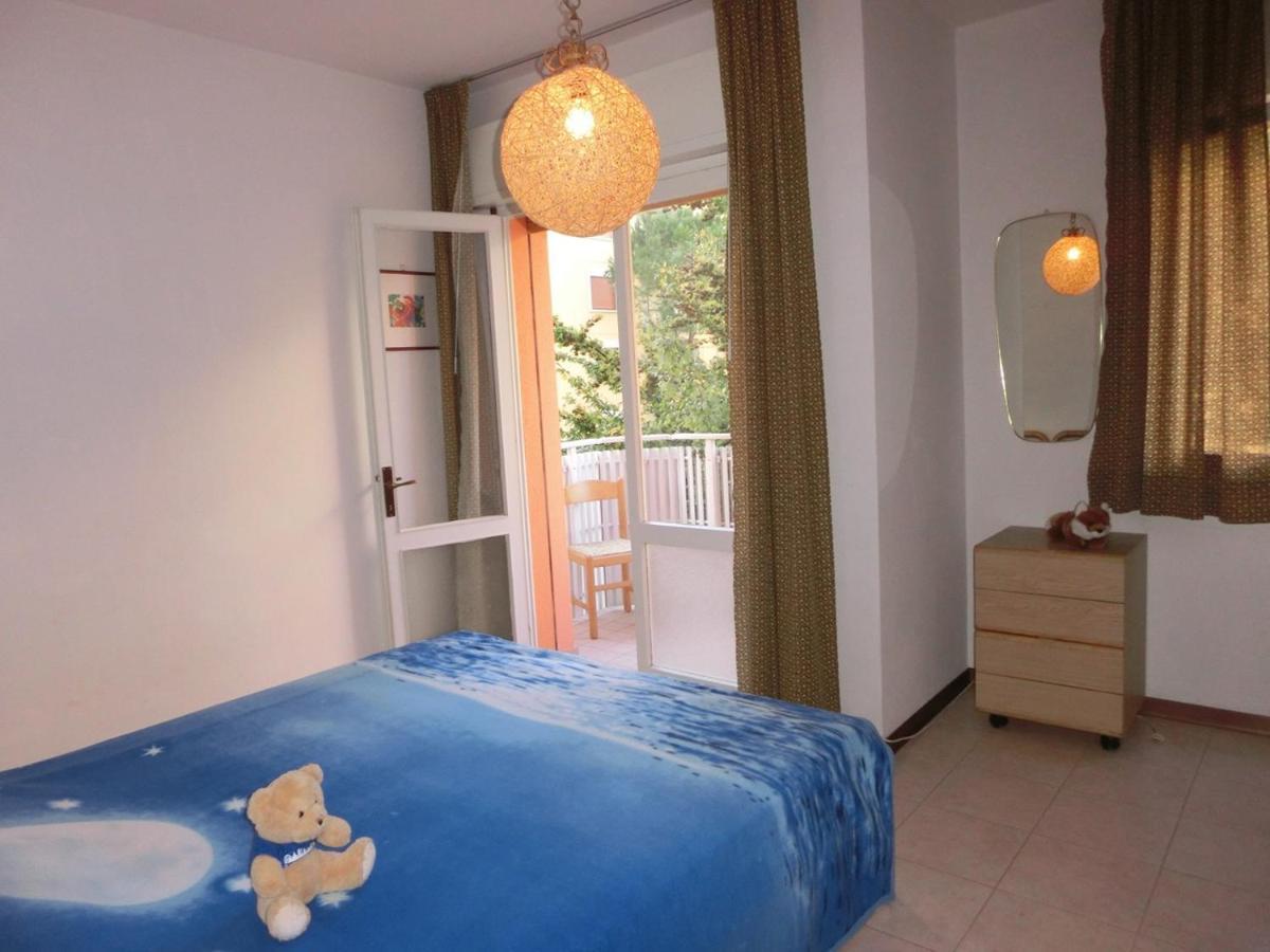 Nice Two-Bedroom Apartment 150M From The Beach บิบิโอเน ภายนอก รูปภาพ